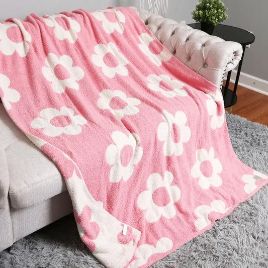 Retro Daisies Reversible Throw Blanket-Pink